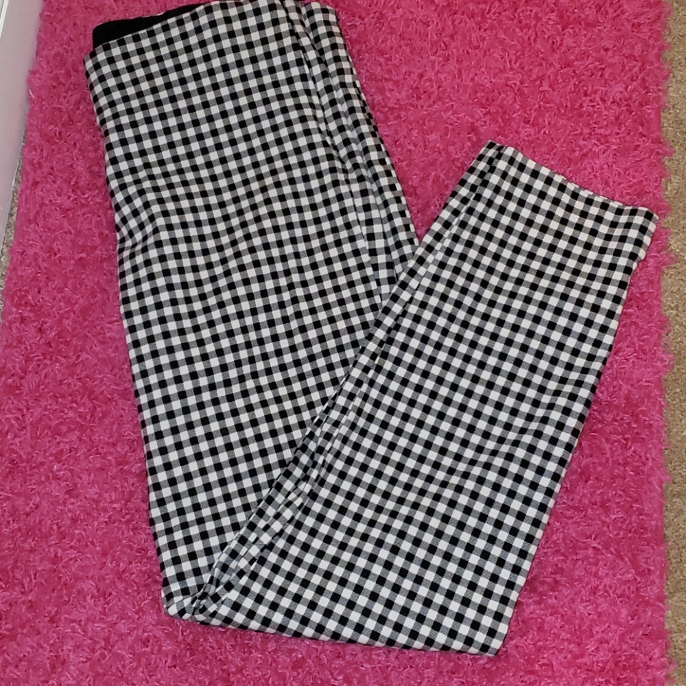 Old Navy Plaid Pixie Pants